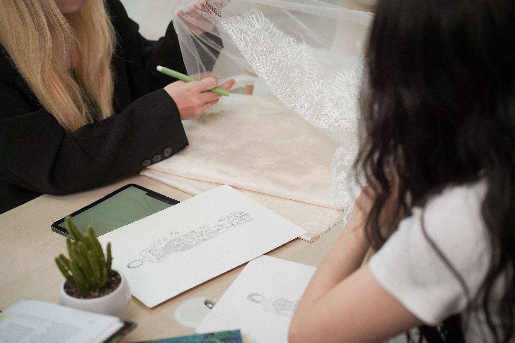 Thiết kế váy cưới Idy Atelier