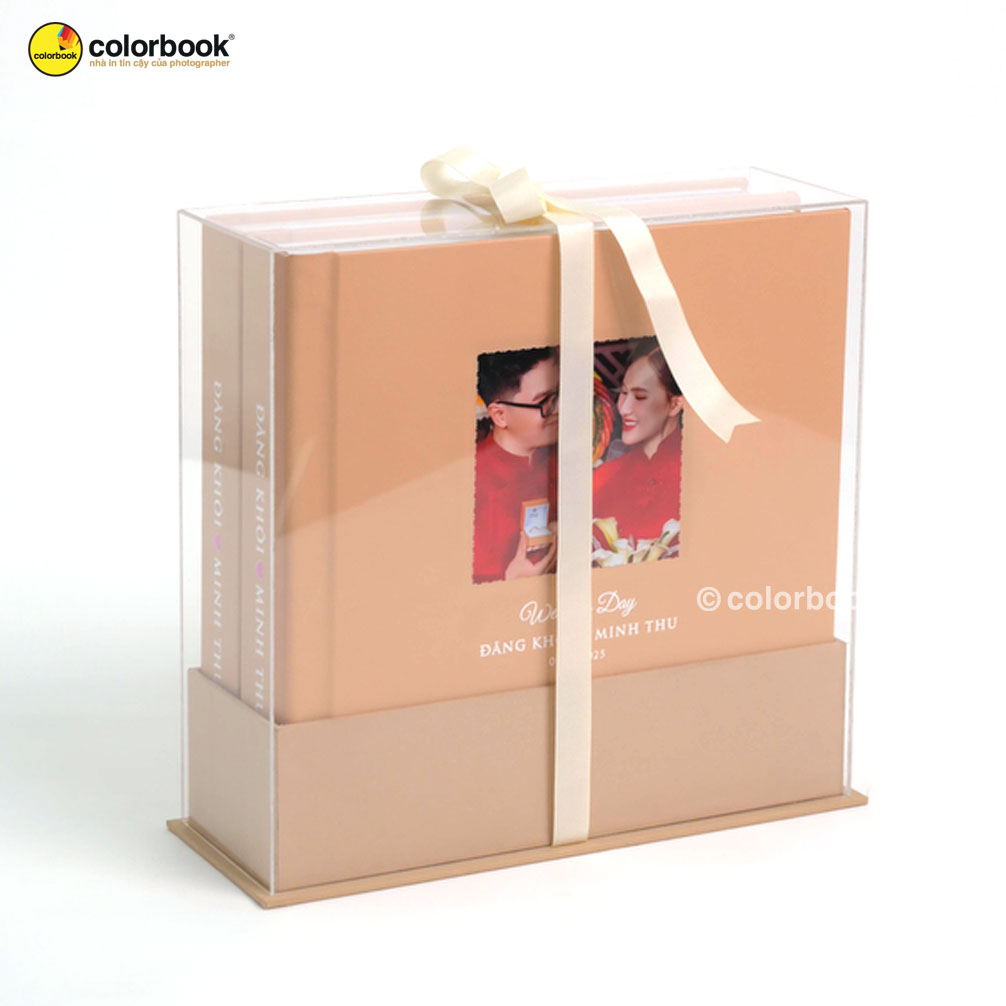 Bộ đôi album cưới sang trọng đặt trong hộp mica cao cấp